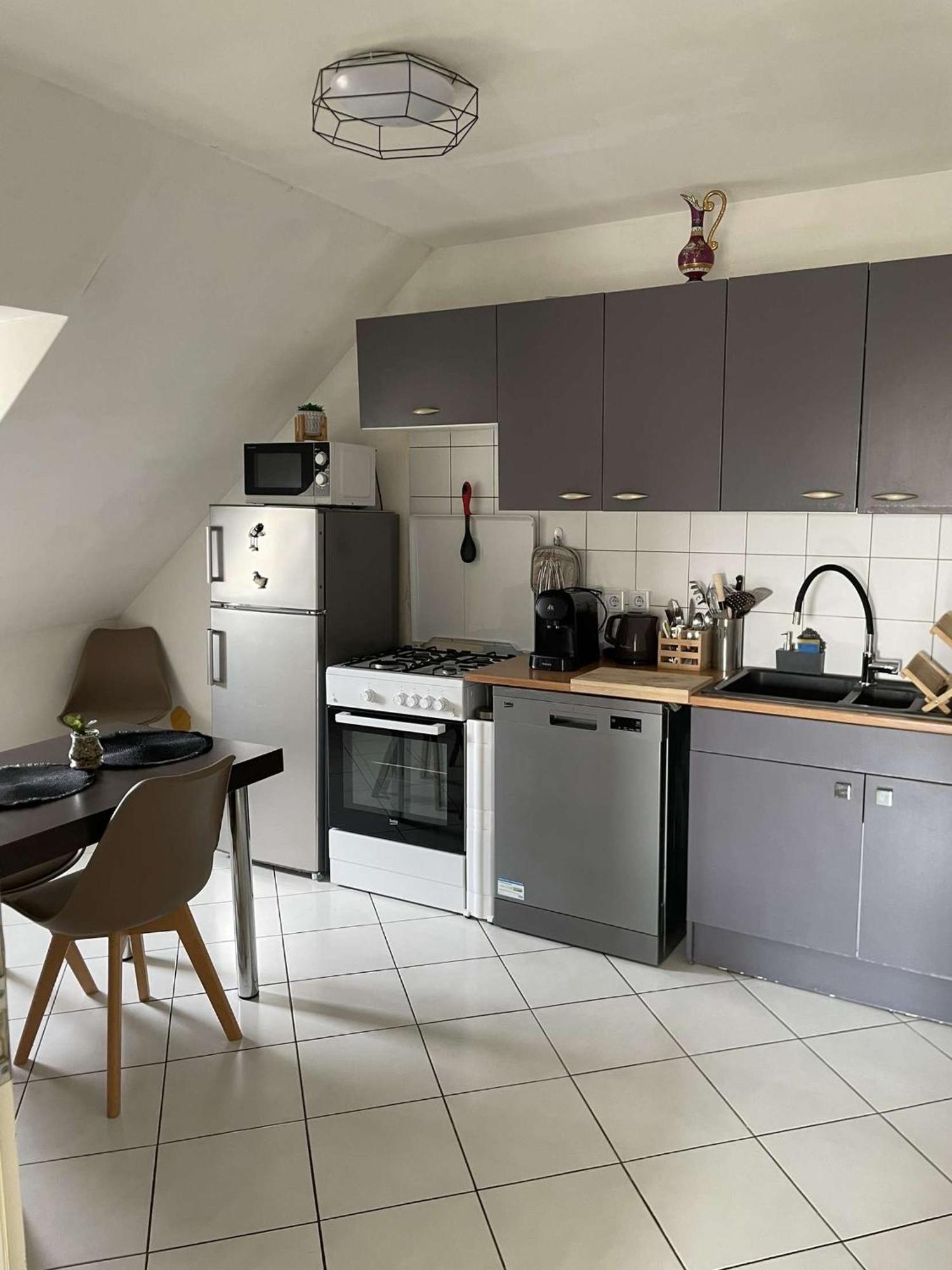 Joli Appartement Avec Place De Parking Prive Colmar Extérieur photo
